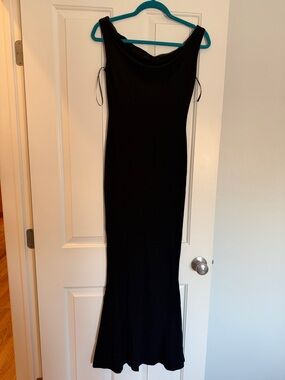 Black Cowl Neck Maxi Dress - Sleek Sleeveless Evening Gown